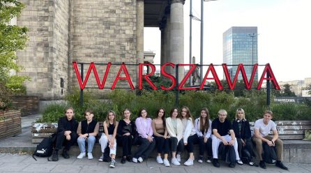 Wyjazd do teatru Roma – Młodzież w kontakcie