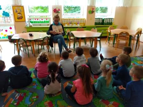 ZAJĘCIA BIBLIOTECZNE – „KAŻDY MA TALENT”