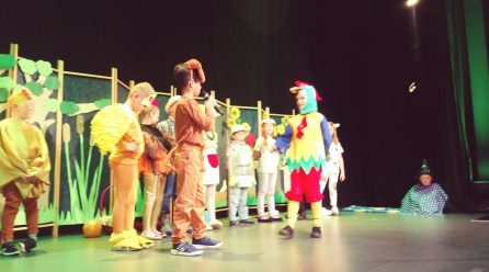 Inscenizacja teatralna -„Karmelek”