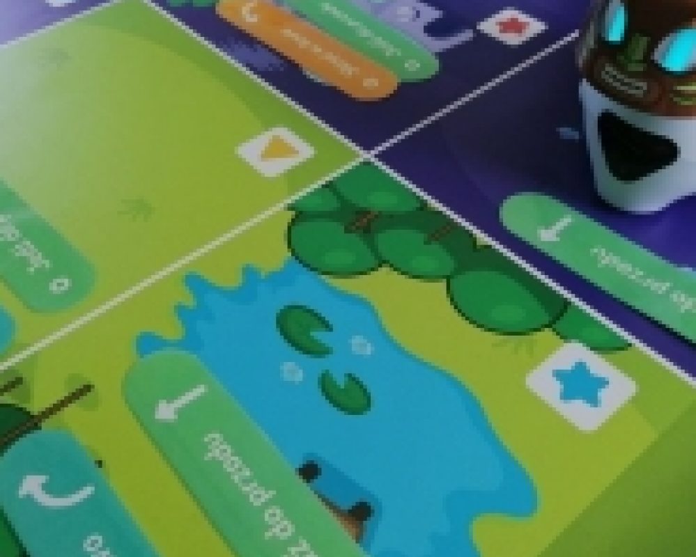 Warsztaty z robotami Photon i Ozobot. – “Zaprogramujmy świat! Akademia młodego kodera.”